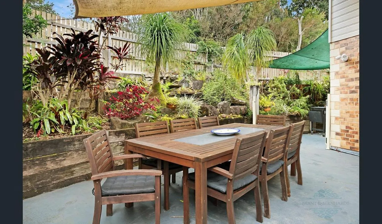 Artisan Spa Views 5 Bedrooms 4 Bathrooms Maleny
