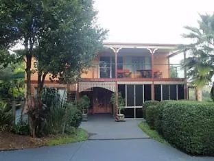 Vakantiehuis Artisan Spa Views 5 Bedrooms 4 Bathrooms Maleny