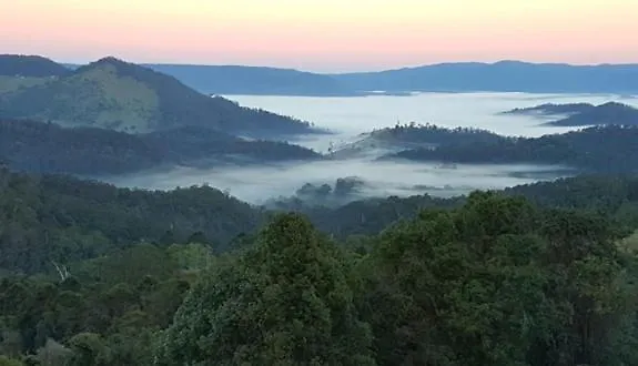 Holiday home Artisan Spa Views 5 Bedrooms 4 Bathrooms Maleny