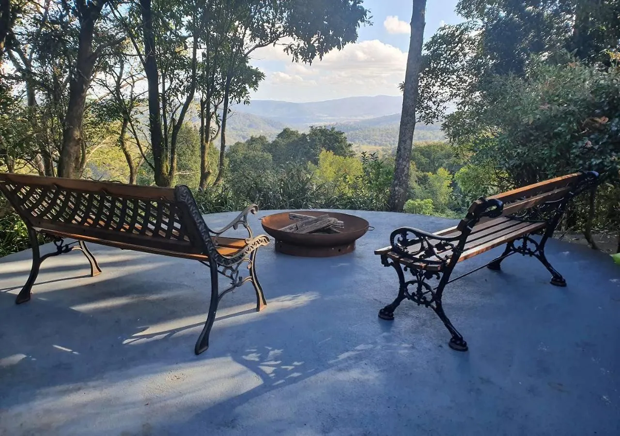 Artisan Spa Views 5 Bedrooms 4 Bathrooms Maleny Australia