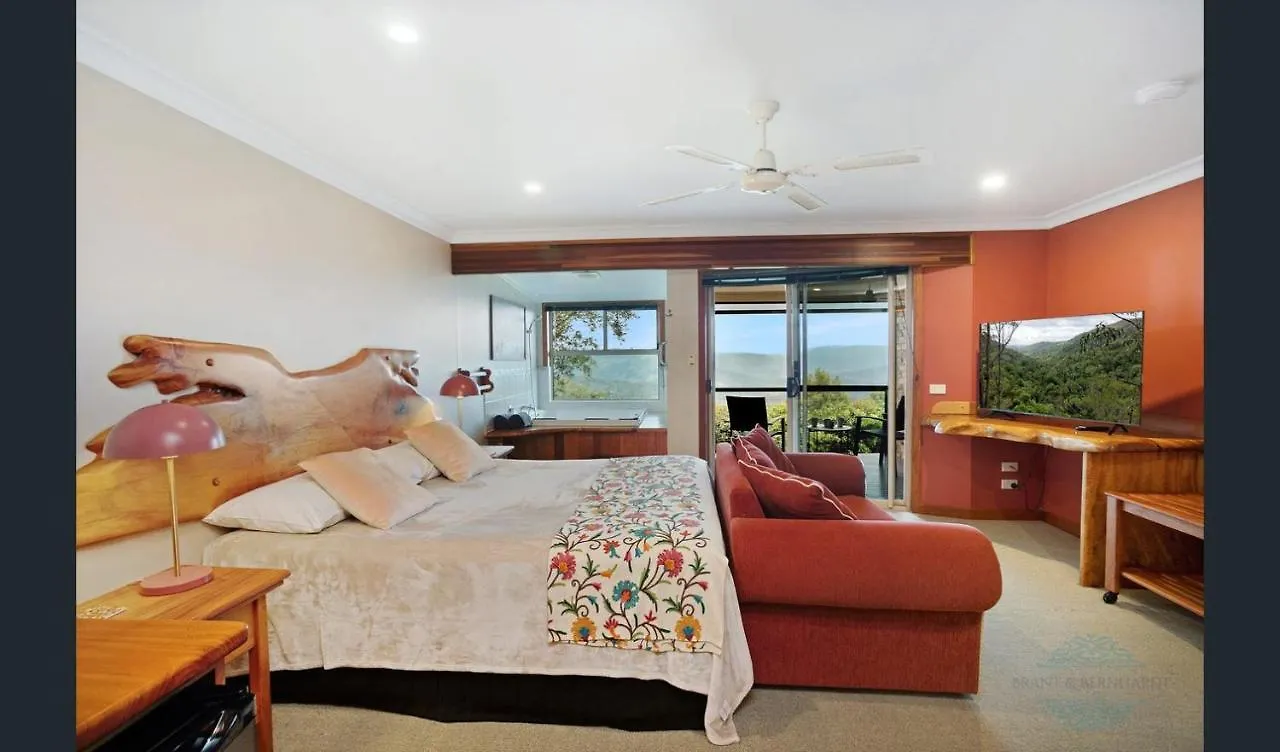Holiday home Artisan Spa Views 5 Bedrooms 4 Bathrooms Maleny