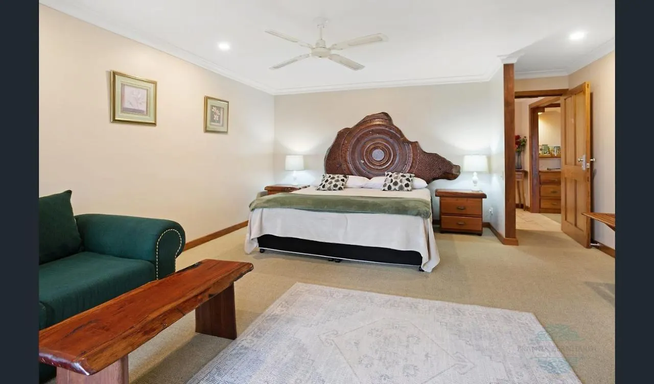 Artisan Spa Views 5 Bedrooms 4 Bathrooms Maleny 0*,  Australia