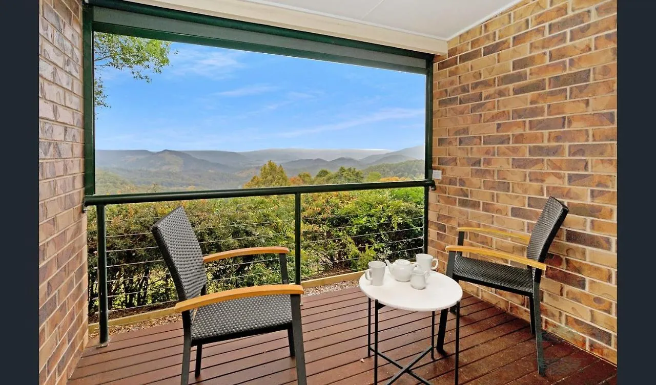 Holiday home Artisan Spa Views 5 Bedrooms 4 Bathrooms Maleny