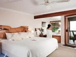 Artisan Spa Views 5 Bedrooms 4 Bathrooms Maleny Australia