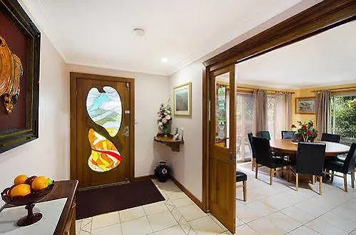Artisan Spa Views 5 Bedrooms 4 Bathrooms Maleny