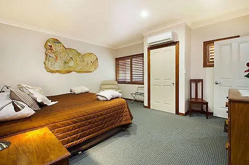 Artisan Spa Views 5 Bedrooms 4 Bathrooms Maleny Australia